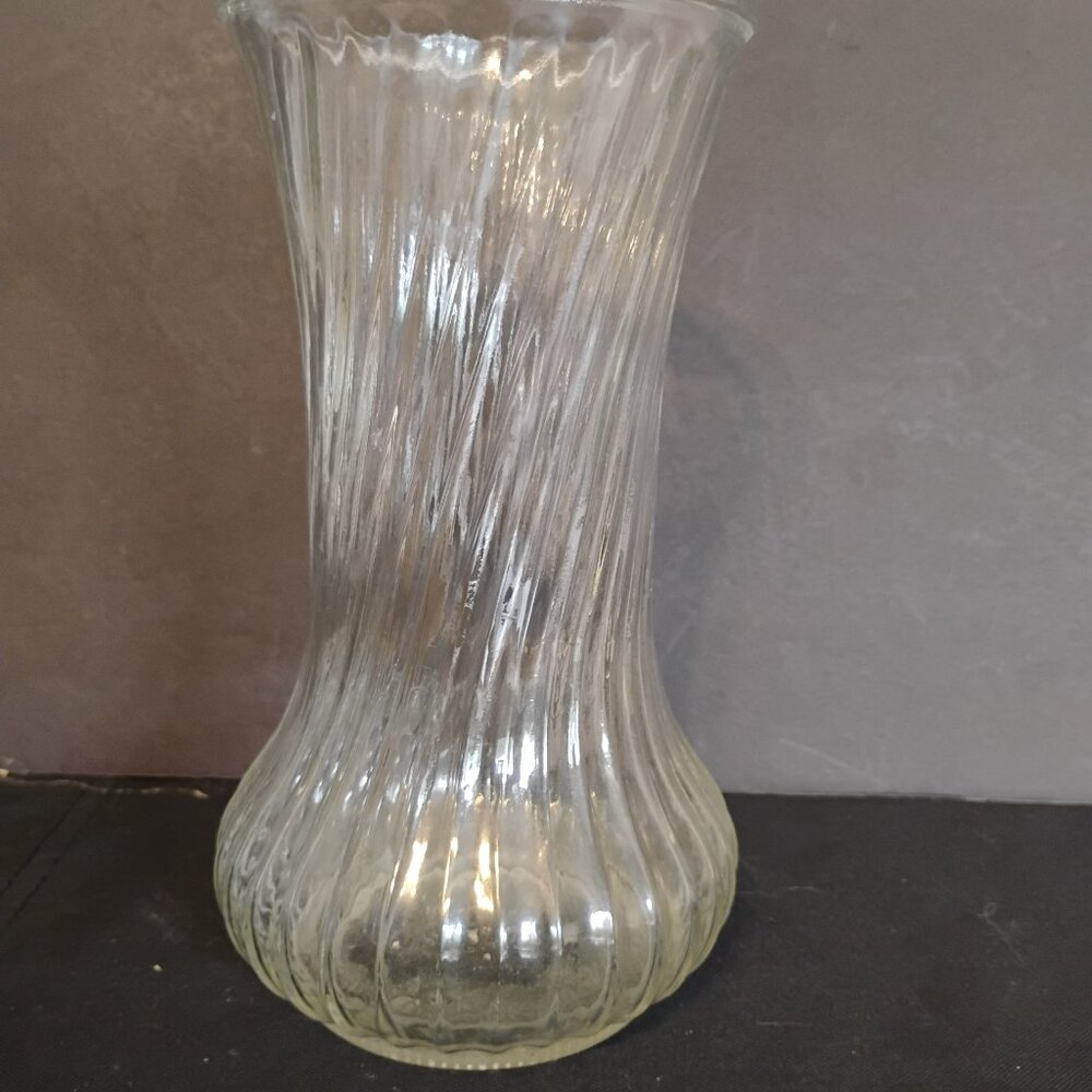 Hoosier Glass Vintage Swirl Vase